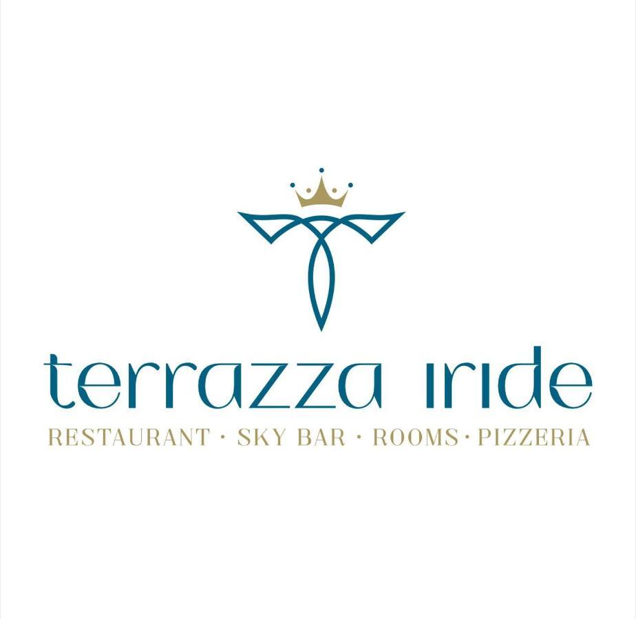 فندق ماسّا لوبْرينسِفي  Terrazza Iride المظهر الخارجي الصورة